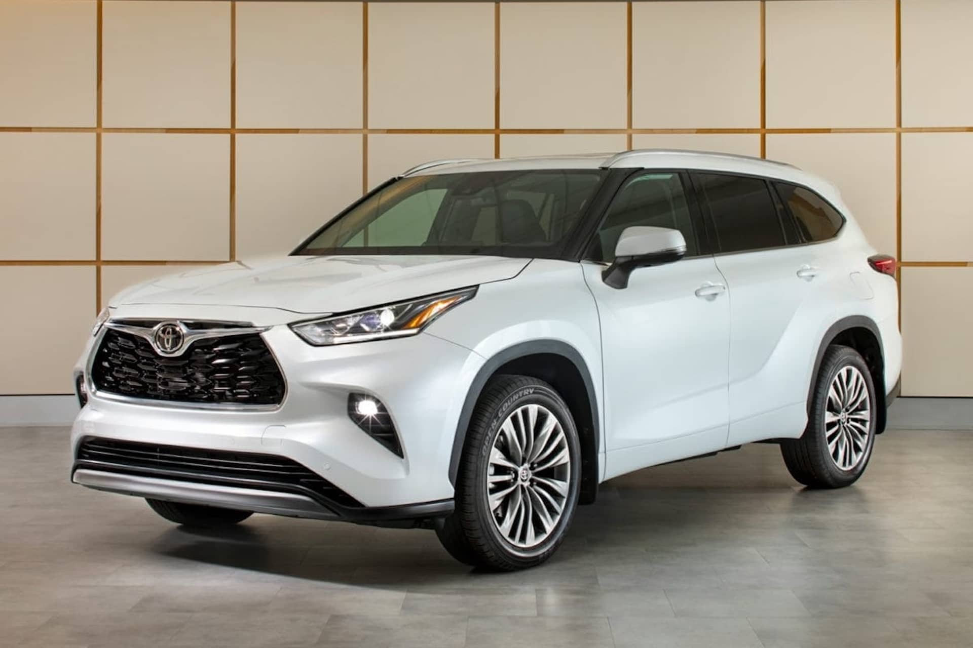 Exclusive Deals: Toyota Highlander and RAV4 Clearance Sales